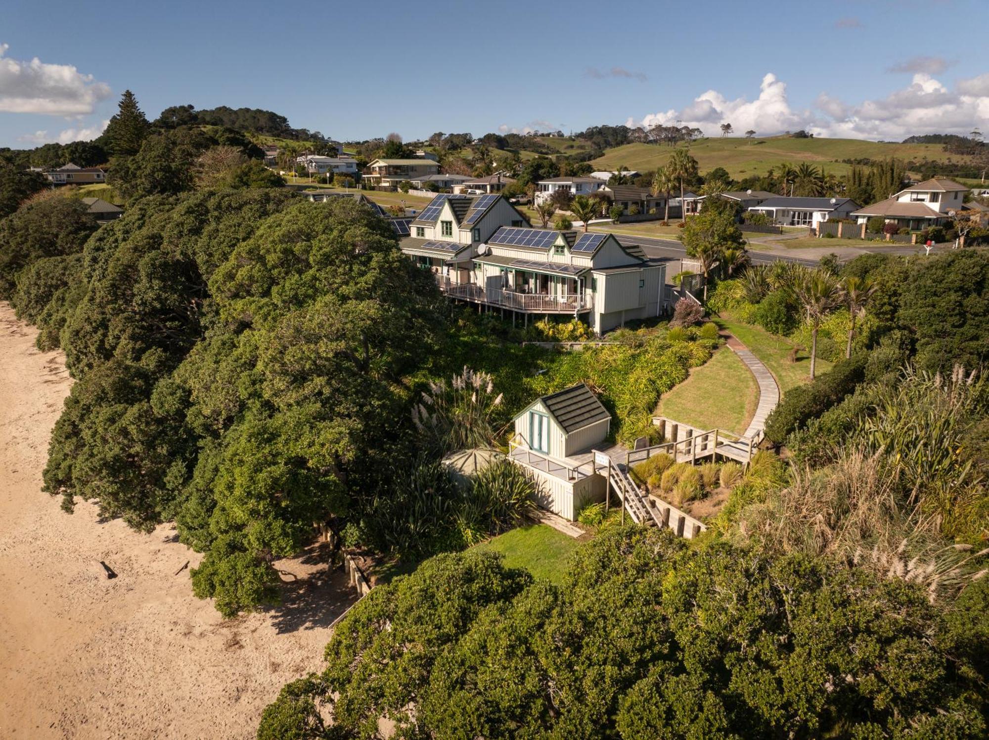 Sunlit Bay Villas Coopers Beach Exterior foto